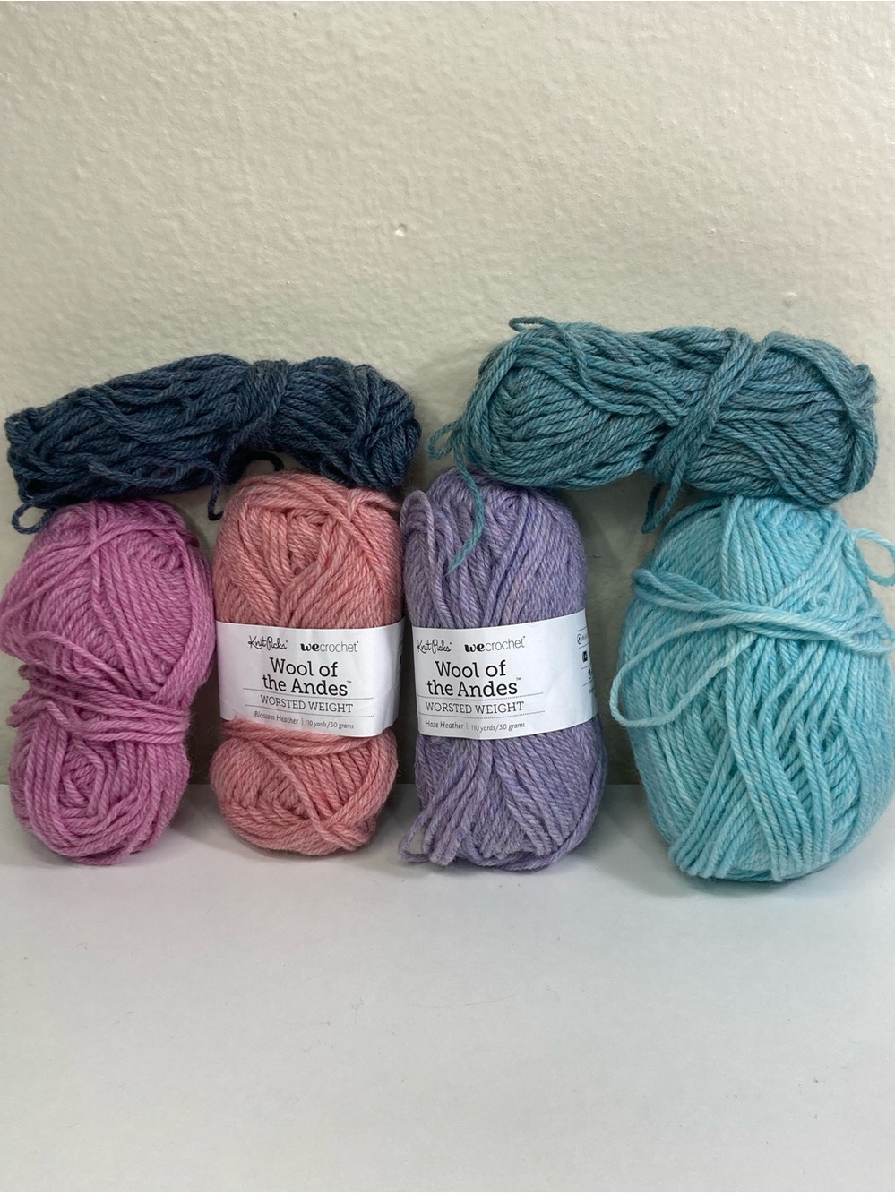 5.71 oz / 162g Bundle: Knit Picks Wool of the Andes 100% Peruvian Highland Wool